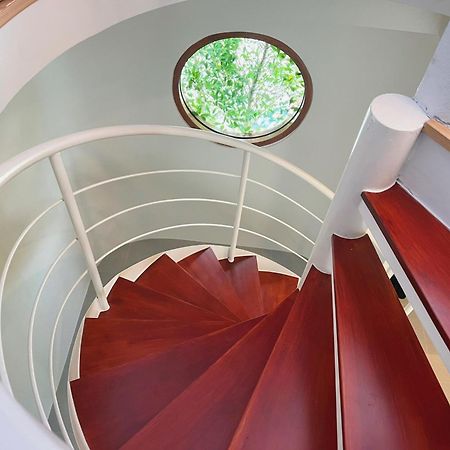 Le Resort&Villas - SHA Extra Plus Rawai Exterior foto Spiral staircase