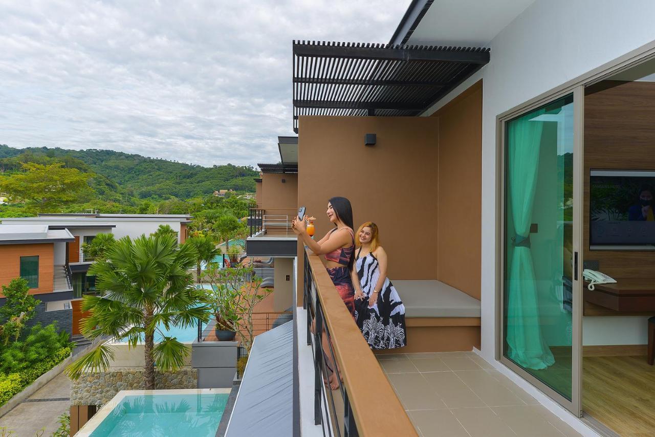 Le Resort&Villas - SHA Extra Plus Rawai Exterior foto A balcony