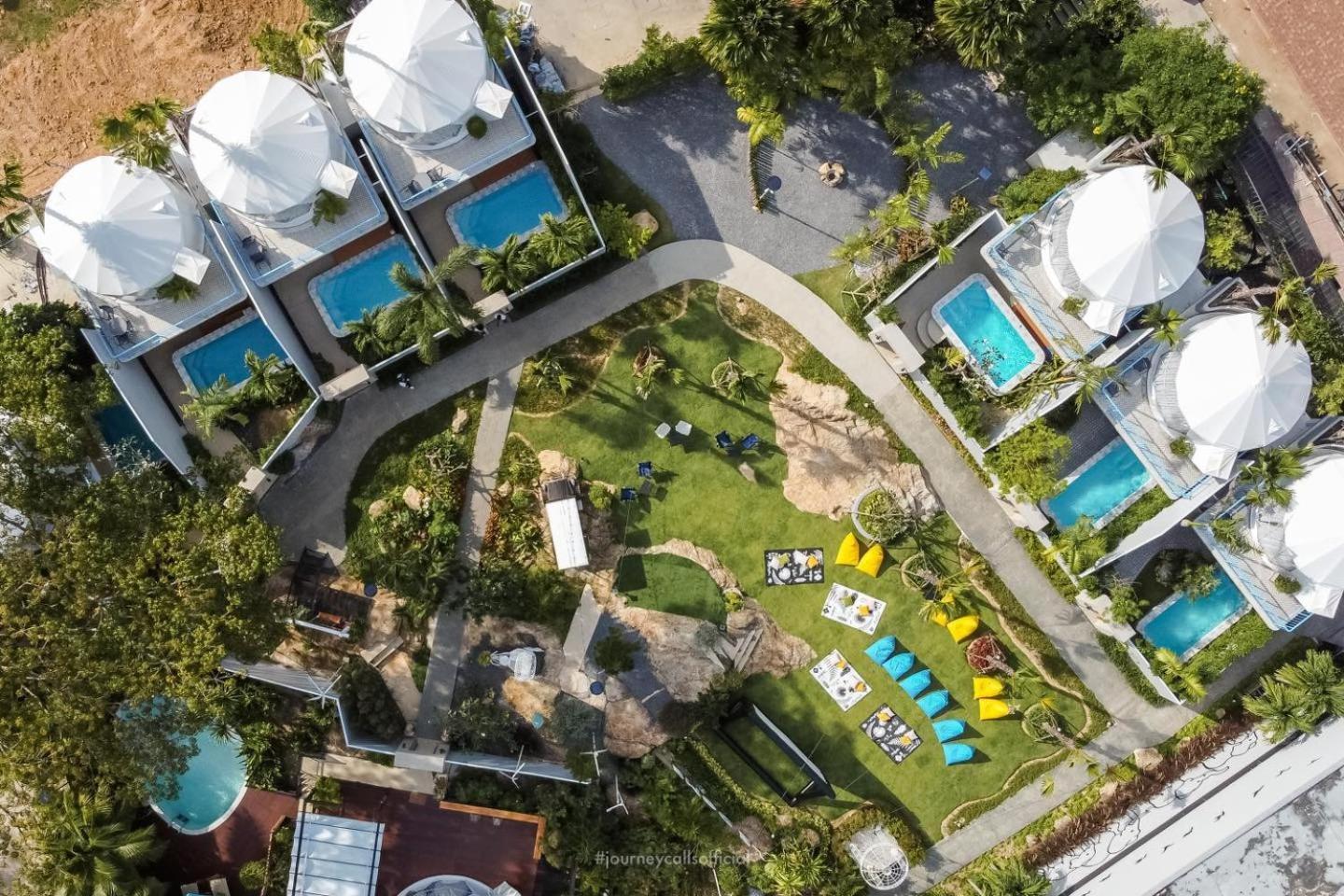 Le Resort&Villas - SHA Extra Plus Rawai Exterior foto Aerial view of the resort