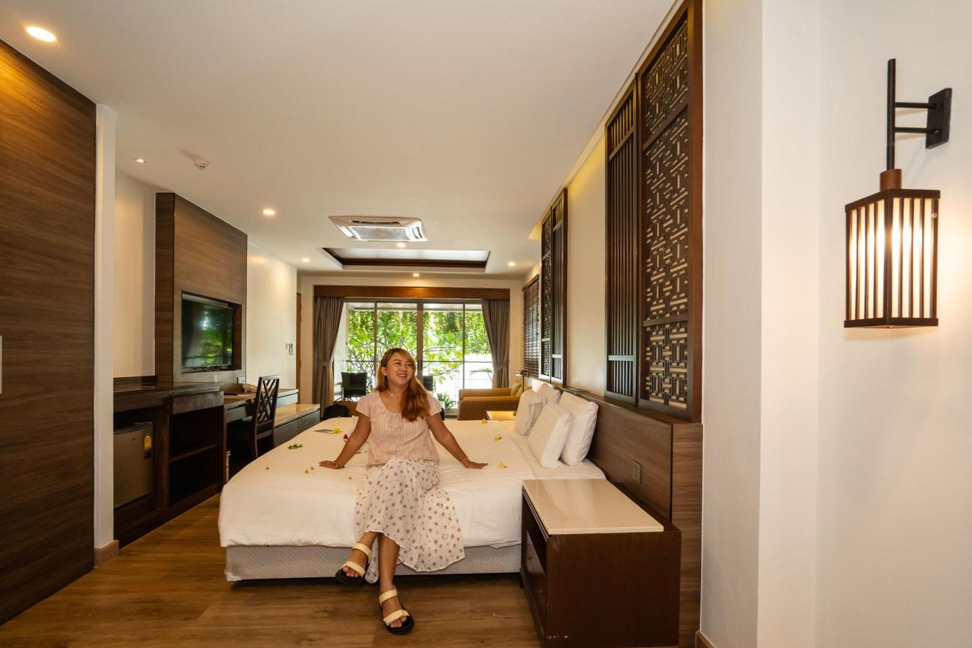 Le Resort&Villas - SHA Extra Plus Rawai Exterior foto A guest at the hotel